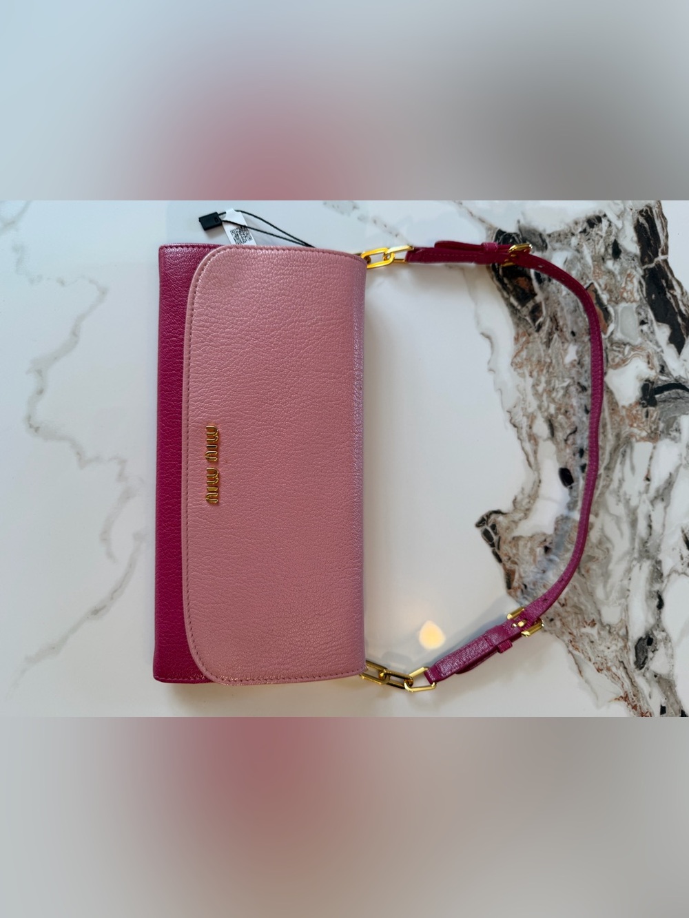 ✨authentic✨ Miu Miu Two-Tone Pink Leather Crossbody Bag with Gold Hardware